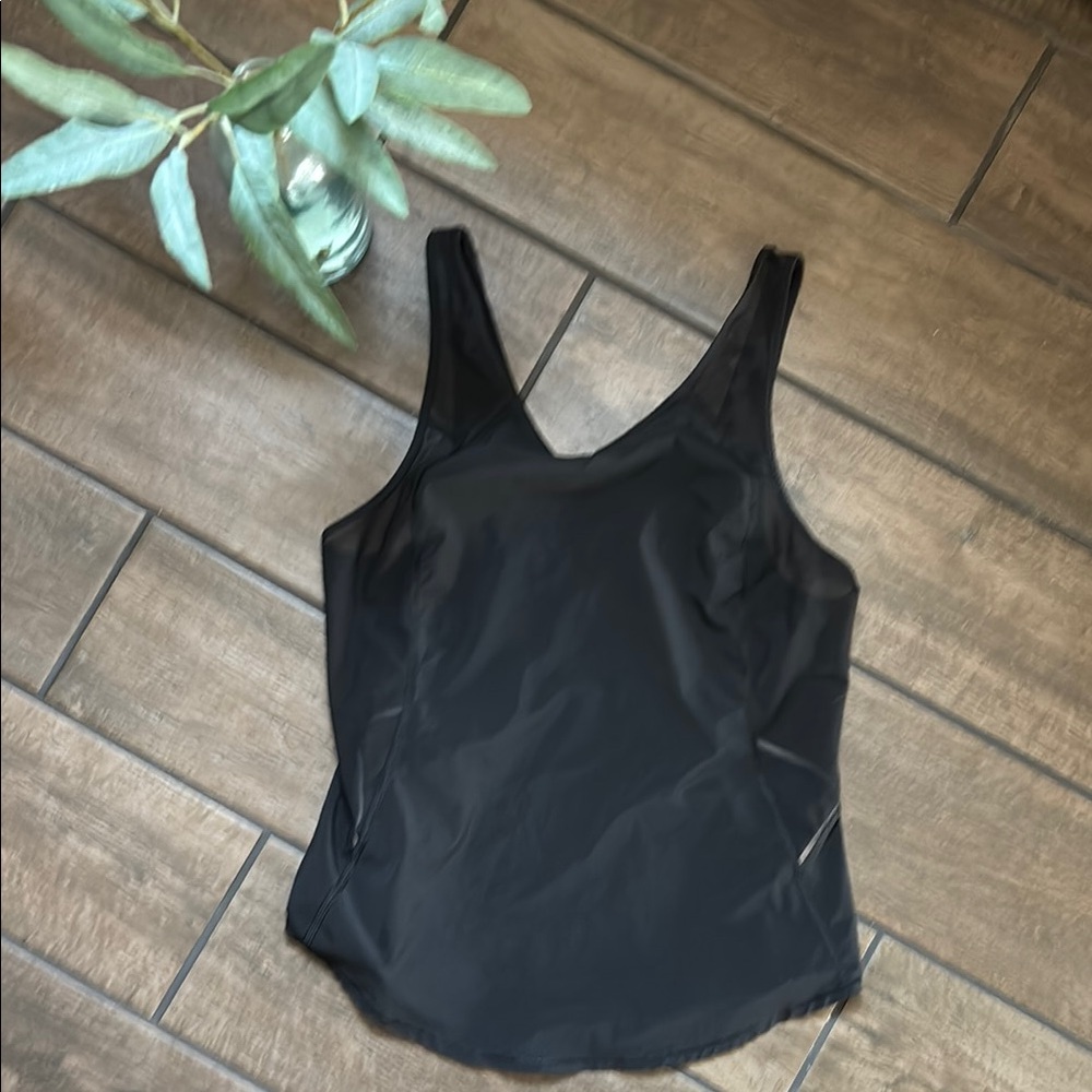 Lululemon Athletica Black Fitted Sleeveless Tank Top